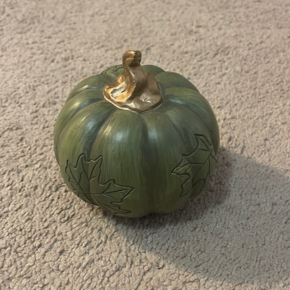 Small fall pumpkin